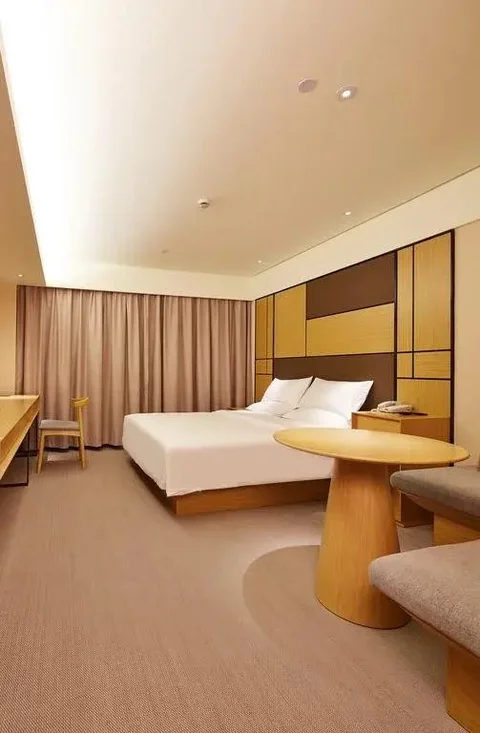 Синин: JI Hotel (Xining Dashizi)