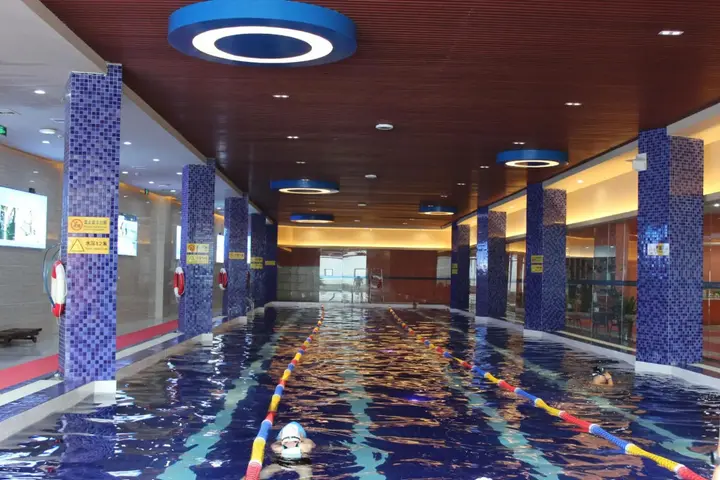 Эньши: Dongsheng Jiuzhou International Hotel