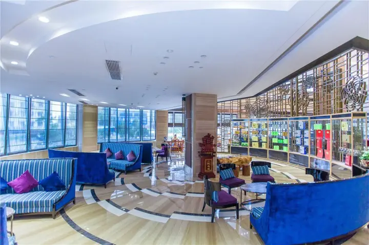 Эньши: Dongsheng Jiuzhou International Hotel