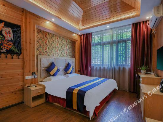 Manluo Flower Folk Hotel — фото 1