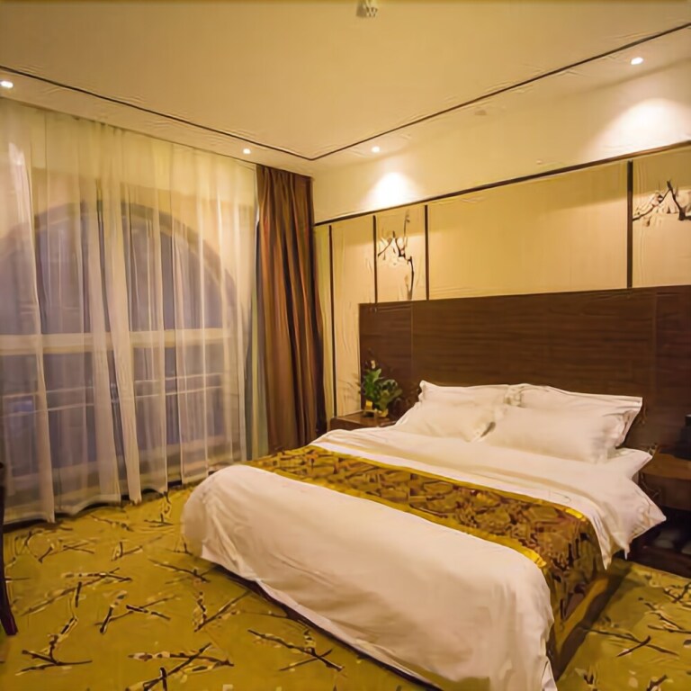 Лоян: Cloud Holiday Hotel