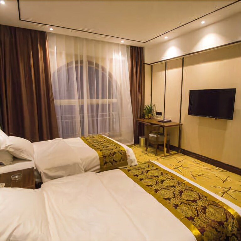 Лоян: Cloud Holiday Hotel