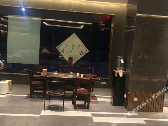 Яньань: Hukou Holiday Hotel