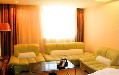 Хух-Хото: Hohhot Yizheng Hotel