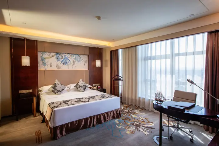 Йиян: Ramada Yiyang Taojiang