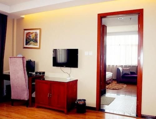 Лоян: Fuyuan Business Hotel