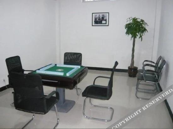 Дунъян: Shengjun Motel