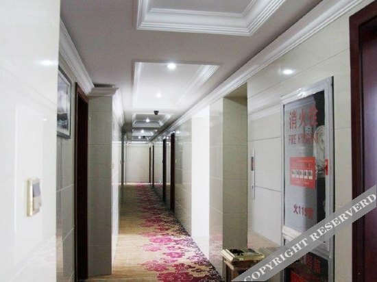 Дунъян: Shengjun Motel
