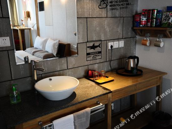 Вэйфан: Yijia Hostel(Weifang Xinhua Road,Wuzhou)