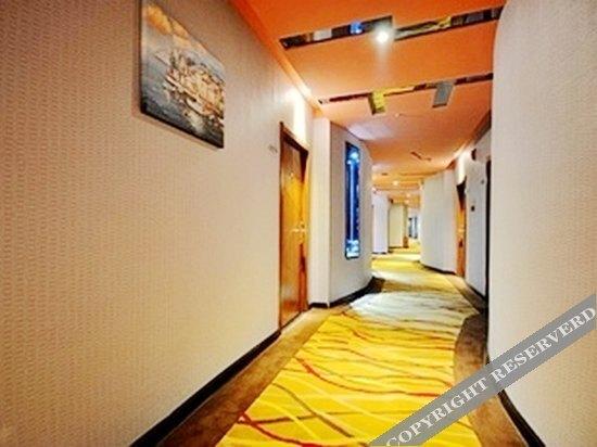 Сяньян: Xi'an Moma Crystal Hotel