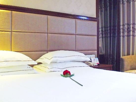 Цзиньхуа: Huajing Business Hotel