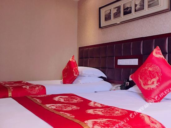 Эньши: Jinding Lido Hotel