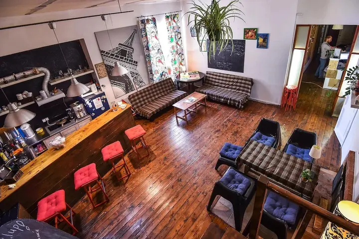 Санкт-Петербург: Art Mir na Nevskom - Hostel