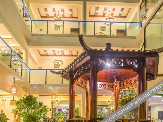 Дали: Nayinian Hotel