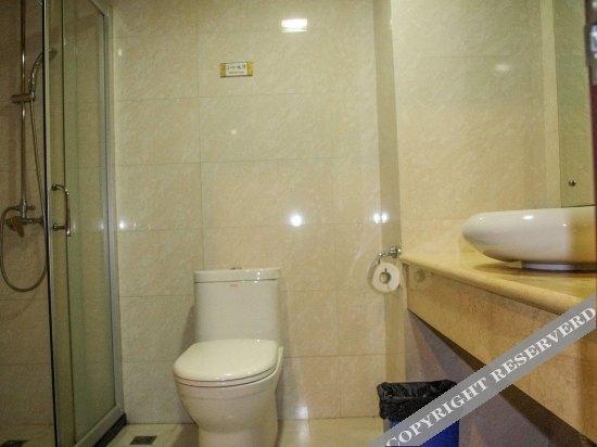 Янгиианг: Yangjiang Huaying Hotel