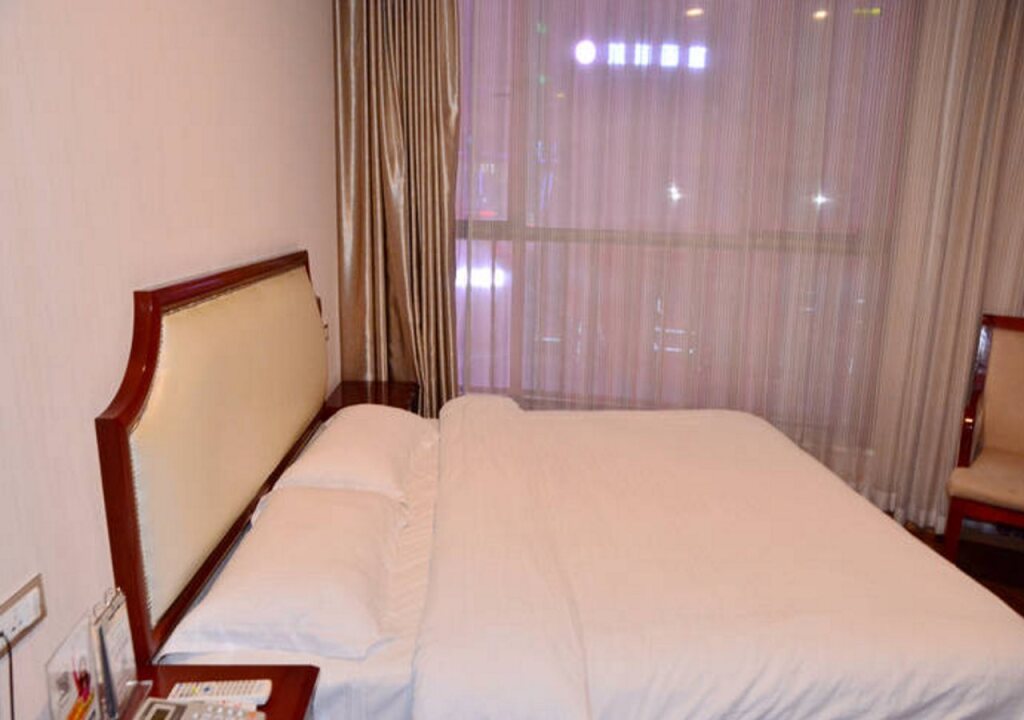 Шиянь: GreenTree Alliance ShiYan Middle BeiJing Road Jinling International Hotel