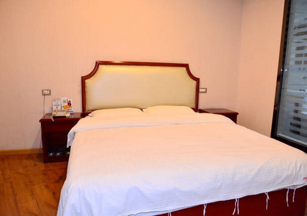 Шиянь: GreenTree Alliance ShiYan Middle BeiJing Road Jinling International Hotel