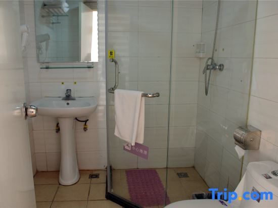 Чжэнчжоу: 7 Days Chain Hotel (Zhengzhou Hongzun Road Provincial Medical Subway Station)