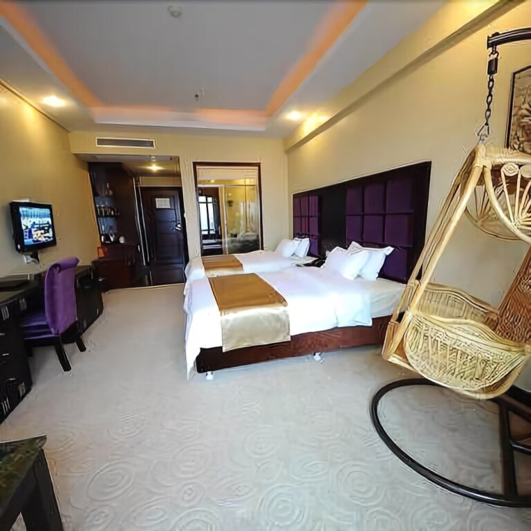 Цзиньюань: Longyue Business Hotel