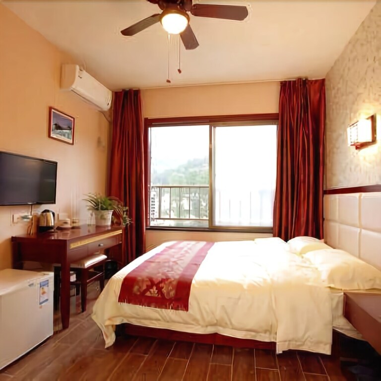 Лоян: Longjun Jiayuan Hotel