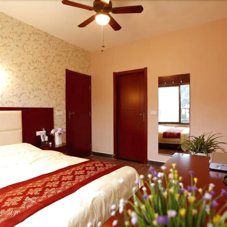Лоян: Longjun Jiayuan Hotel