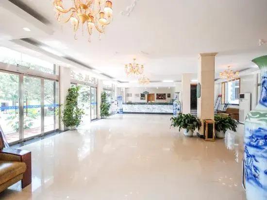 Циньхуандао: Guoziwei Business Beidaihe Sanatorium