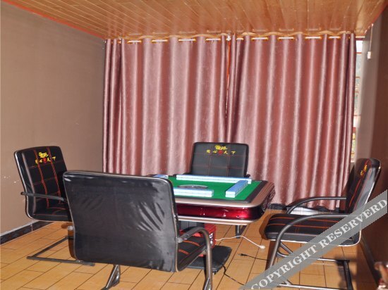 Гуанъюань: Yuerong Shanzhuang Hotel
