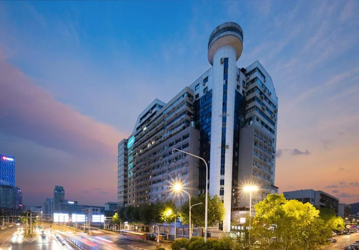 Ухань: Hanting Hotel Wuhan Hongshan Plaza Subway Station