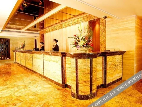 Хуайань: Shangri-La Hotel
