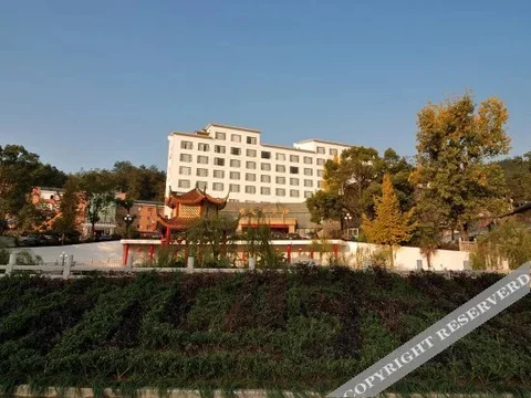Лунъянь: Changting Hotel