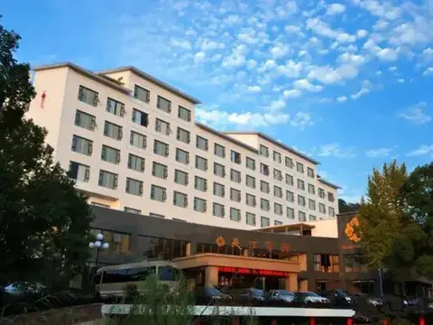 Лунъянь: Changting Hotel