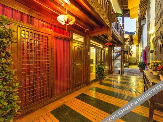Лицзян: Shanshui Yunjian Boutique Inn