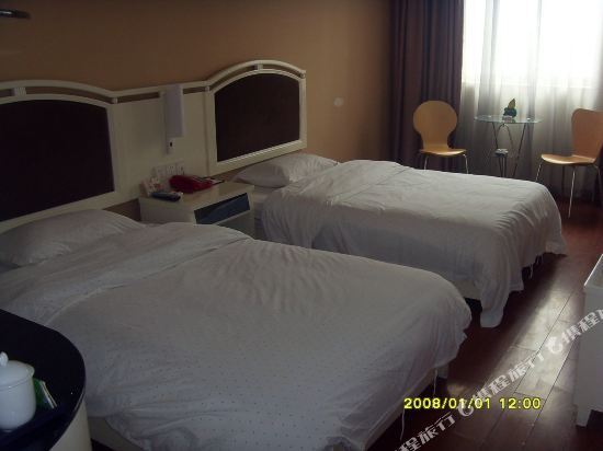 Наньнин: Yester Hotel (Nanning Taoyuan Road Medical University First Affiliated Hospital Branch)
