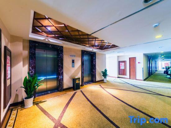 Яньчэн: Yancheng Hotel