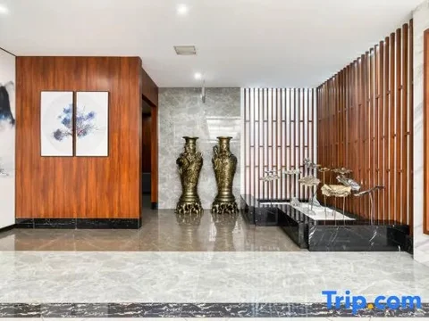 Кайфын: Yinxiang Hotel
