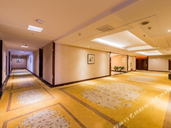 Ордос: Hongxin Business Hotel