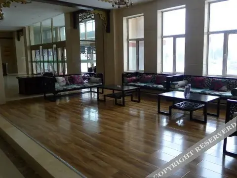 Хулун-Буир: Ewenki Hotel