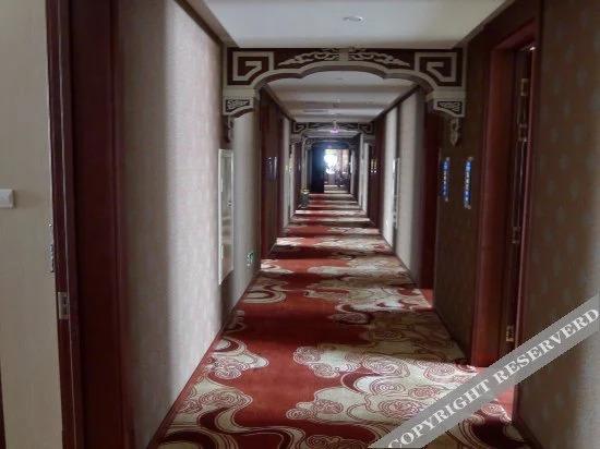 Хулун-Буир: Ewenki Hotel