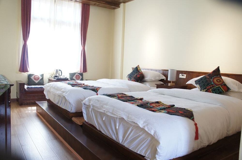 Шангри-Ла: Zangmei Inn