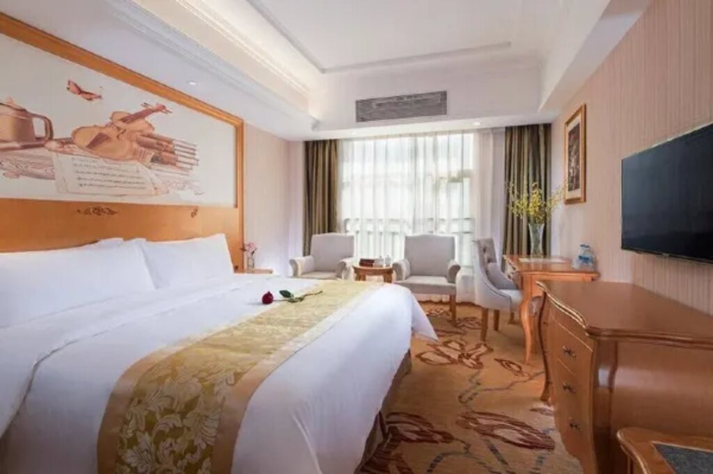 Хойчжоу: Vienna Hotel Huizhou Danshui Baiyun Road