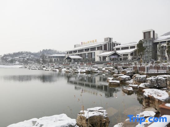 Чжэньцзян: Chuishan Hot Spring Resort