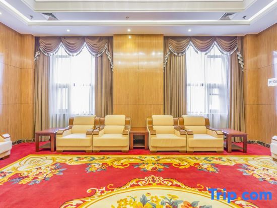 Баодин: Zhenhua Xinyue International Hotel
