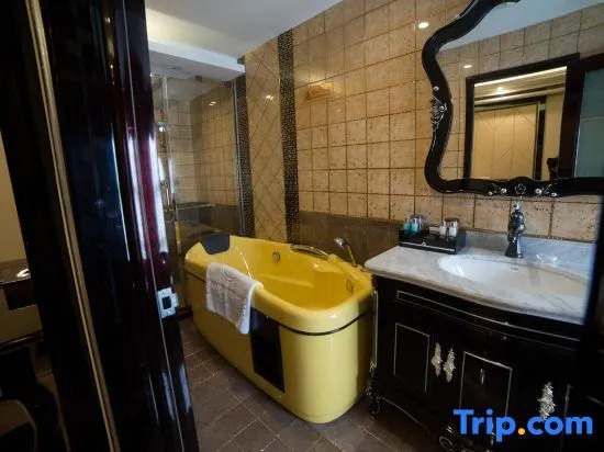 Neijiang: Tiancheng Millennium lnternational Hotel