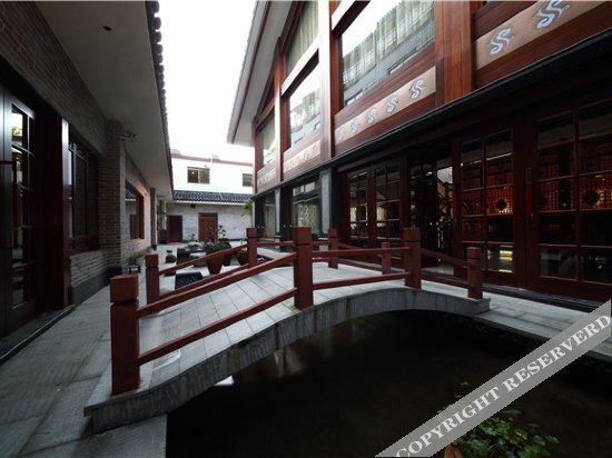 Шанграо: Rezen Hotel S&N