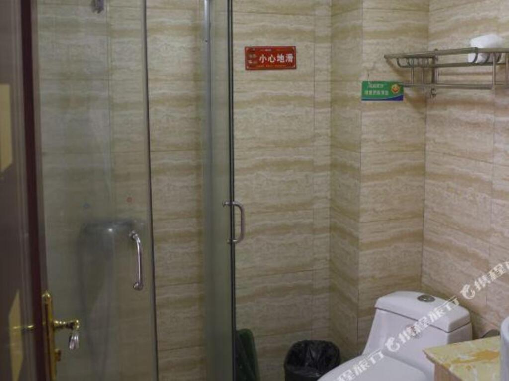 Дунъян: Xingcheng Hotel