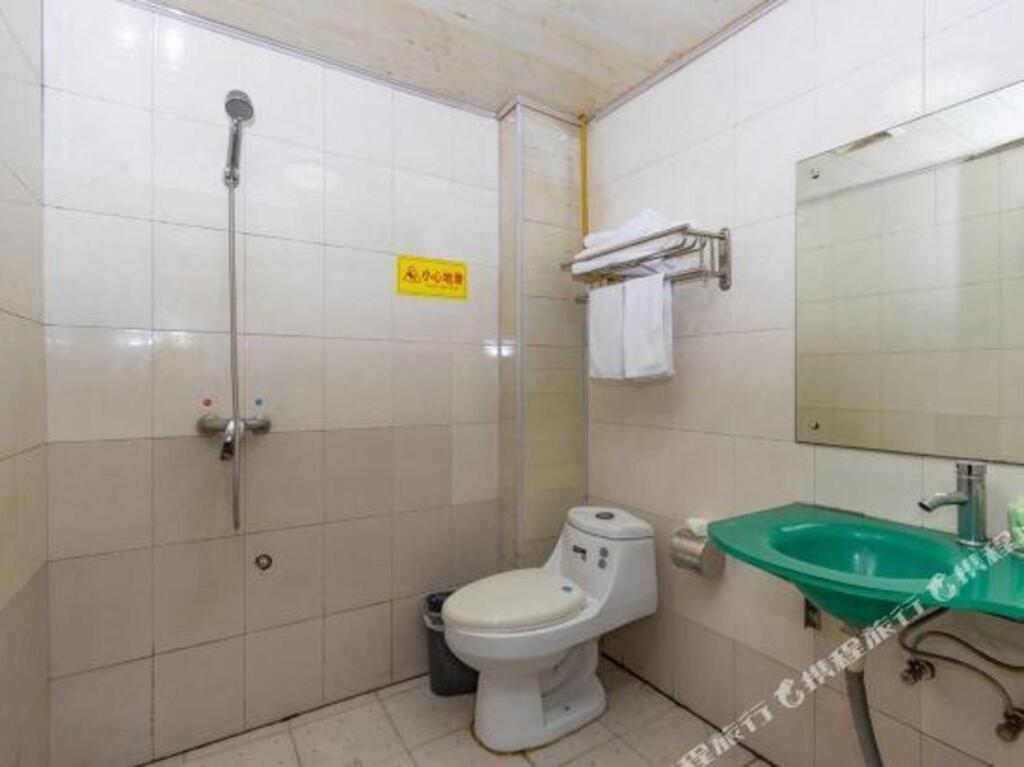 Дунъян: Xingcheng Hotel