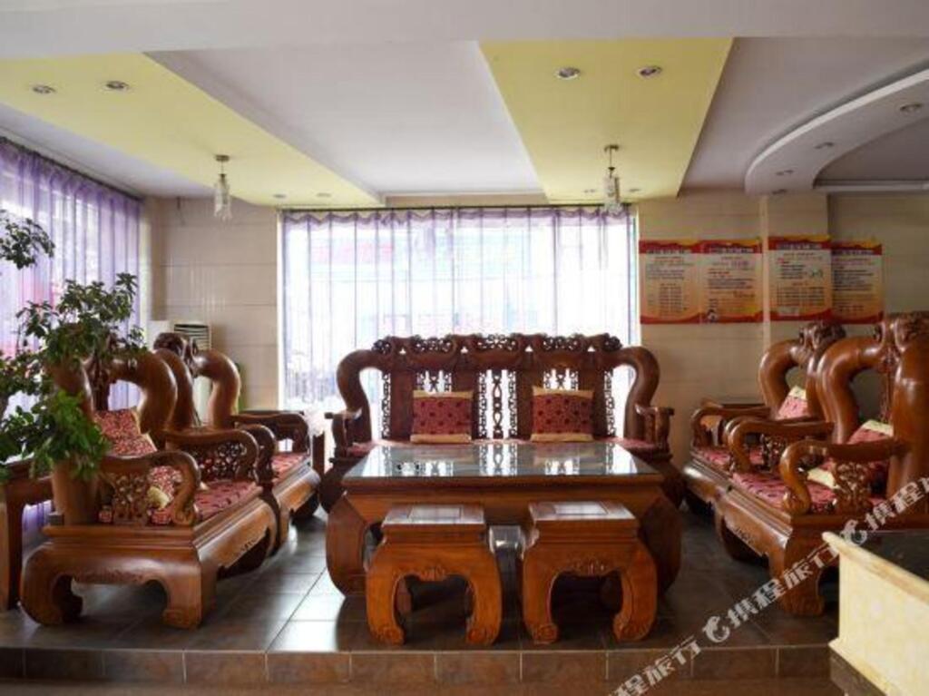 Дунъян: Xingcheng Hotel