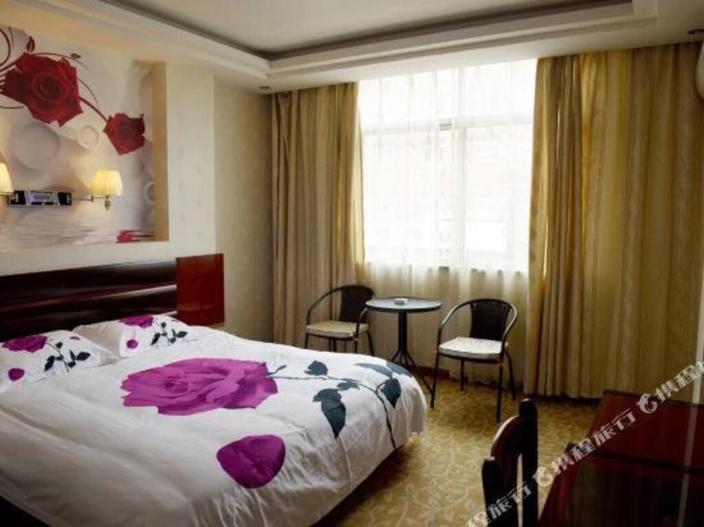 Дунъян: Xingcheng Hotel