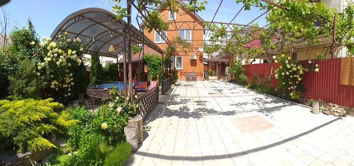 Голубицкая: Poseydon Guest House