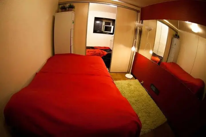 Санкт-Петербург: Four Rooms Hostel
